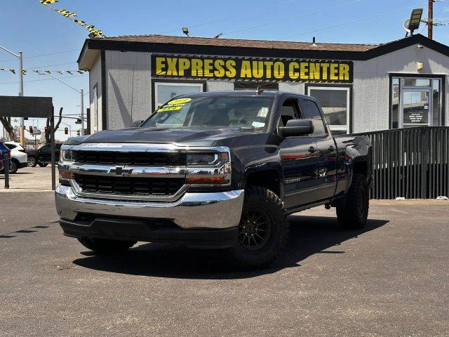 2019 Chevrolet Silverado 1500 LT 4WD photo