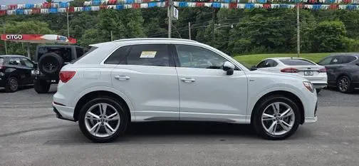 2019 Audi Q3 S line Premium AWD photo