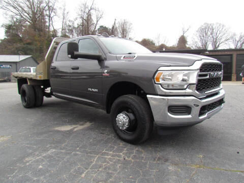 2019 Ram 3500 Tradesman 4WD photo