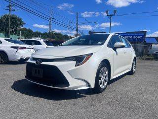 2020 Toyota Corolla LE FWD photo