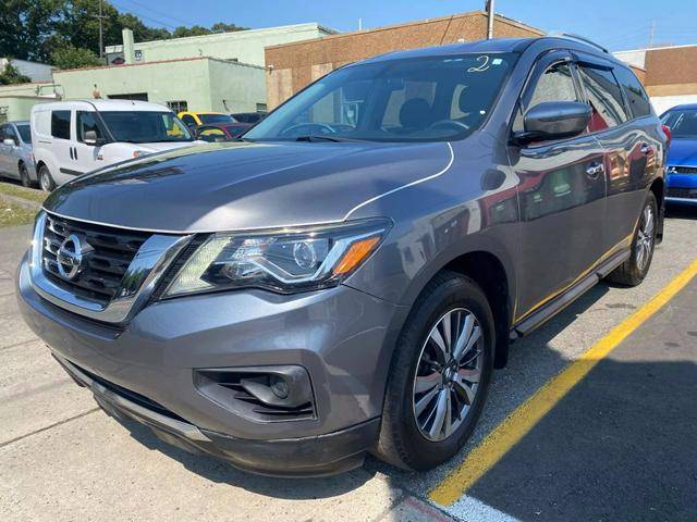 2019 Nissan Pathfinder S 4WD photo