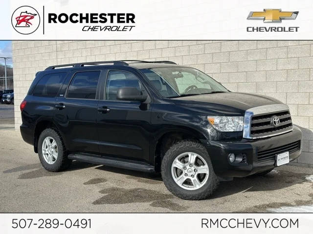 2016 Toyota Sequoia SR5 4WD photo