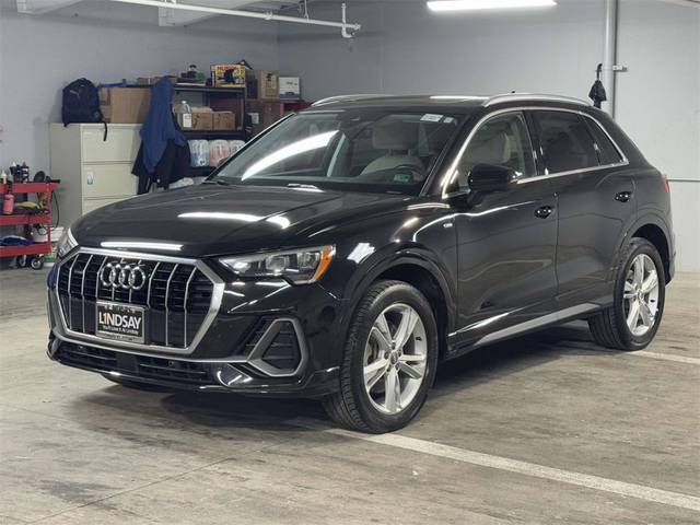 2020 Audi Q3 S line Premium AWD photo