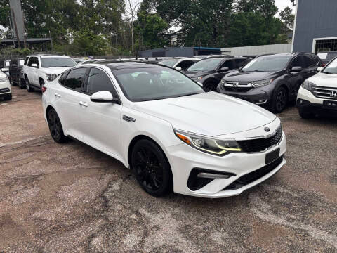 2019 Kia Optima S FWD photo