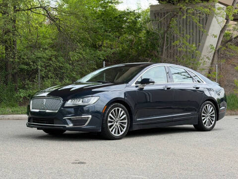2020 Lincoln MKZ Standard FWD photo