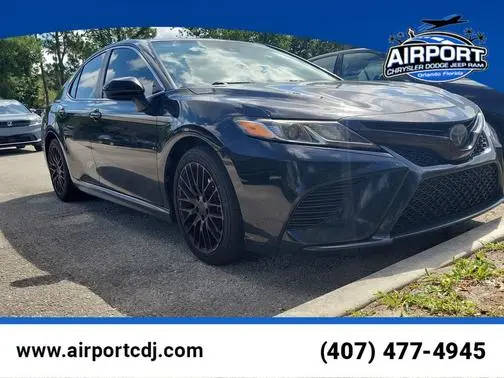 2019 Toyota Camry SE FWD photo