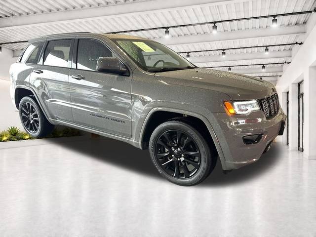 2020 Jeep Grand Cherokee Altitude 4WD photo