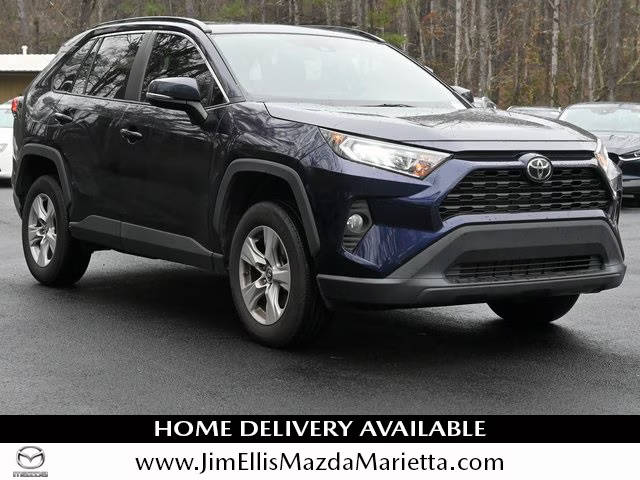 2019 Toyota RAV4 XLE FWD photo