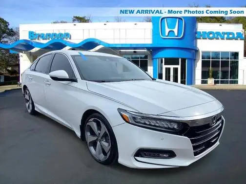 2019 Honda Accord Touring 2.0T FWD photo