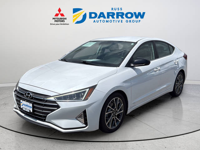 2020 Hyundai Elantra Limited FWD photo