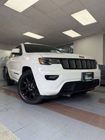 2020 Jeep Grand Cherokee Altitude 4WD photo