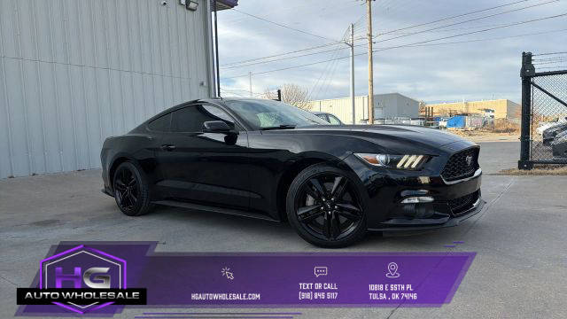 2015 Ford Mustang EcoBoost Premium RWD photo