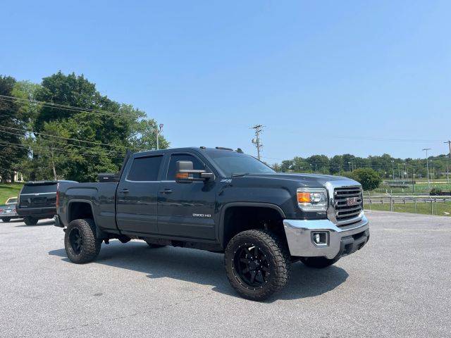 2018 GMC Sierra 2500HD SLE 4WD photo