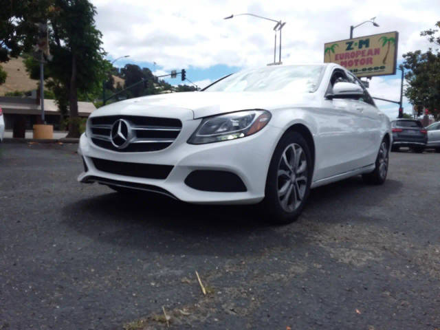 2016 Mercedes-Benz C-Class C 300 RWD photo