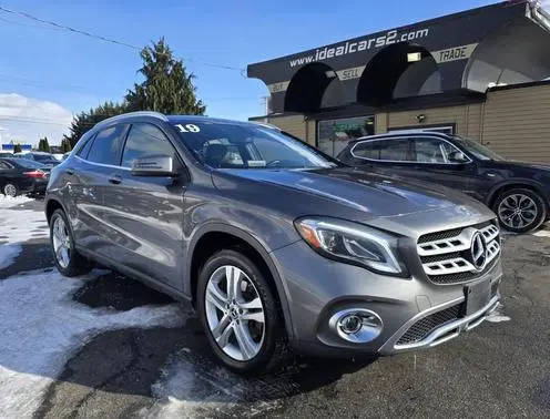 2019 Mercedes-Benz GLA-Class GLA 250 AWD photo