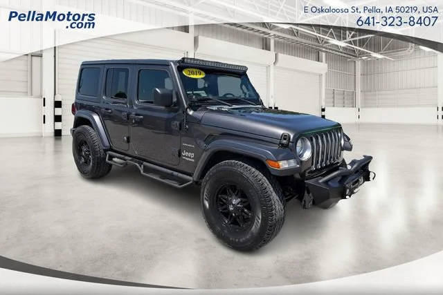 2019 Jeep Wrangler Unlimited Sahara 4WD photo