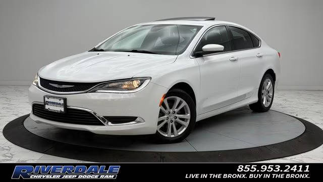 2015 Chrysler 200 Limited FWD photo