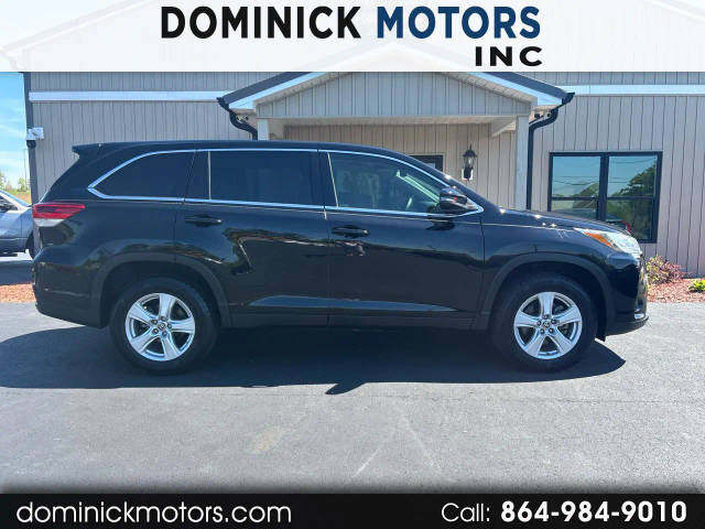 2019 Toyota Highlander LE FWD photo