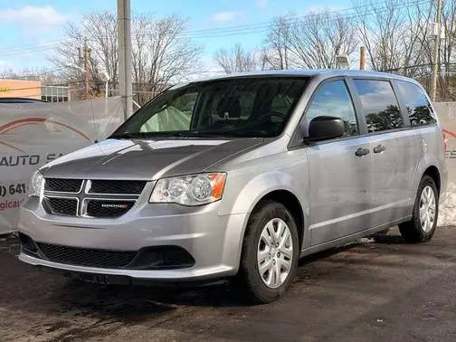2019 Dodge Grand Caravan SE FWD photo