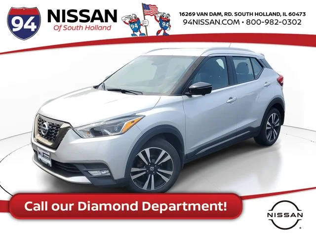 2019 Nissan Kicks SR FWD photo