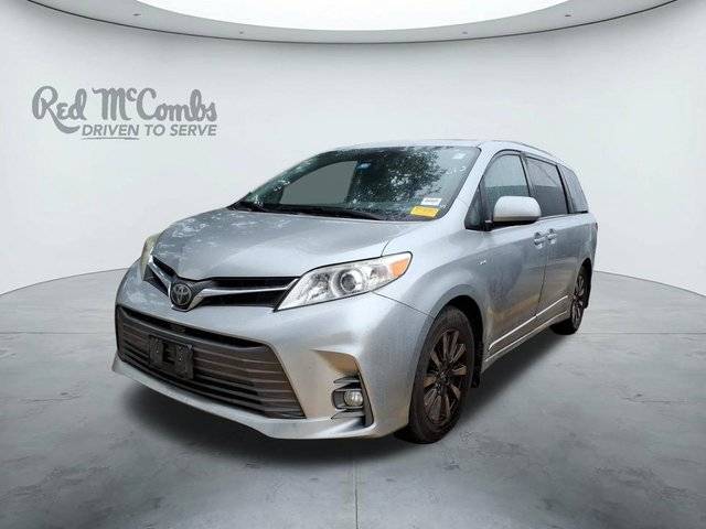 2020 Toyota Sienna XLE AWD photo
