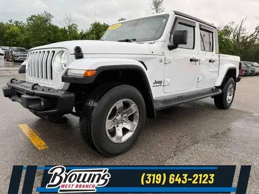 2020 Jeep Gladiator Overland 4WD photo