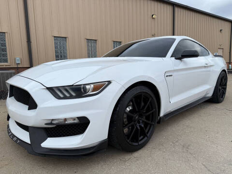 2016 Ford Mustang Shelby GT350 RWD photo