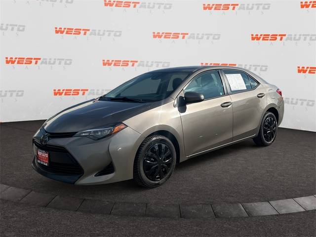 2017 Toyota Corolla LE FWD photo