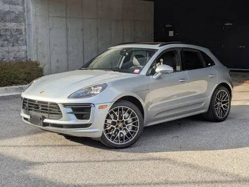 2020 Porsche Macan Turbo AWD photo