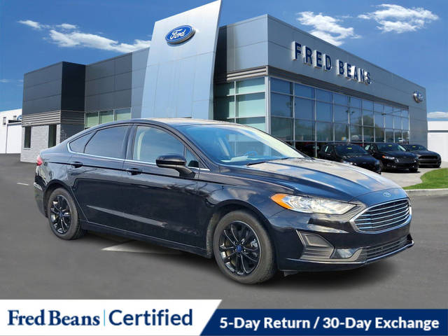 2020 Ford Fusion SE FWD photo