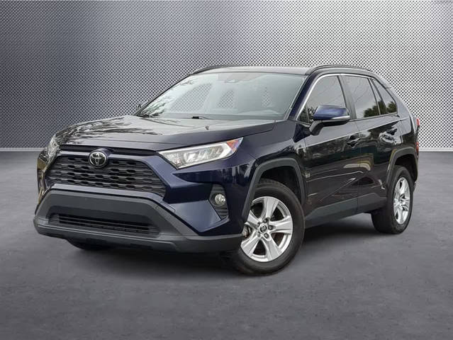 2019 Toyota RAV4 XLE FWD photo