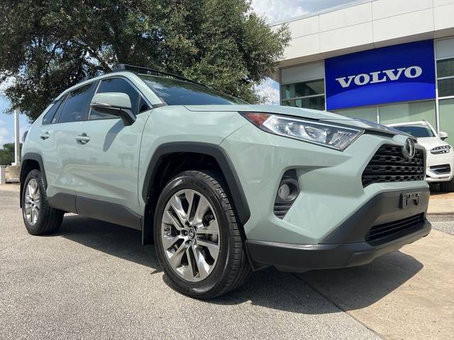 2019 Toyota RAV4 XLE Premium FWD photo