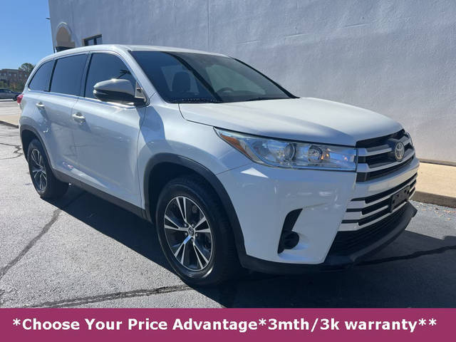 2019 Toyota Highlander LE FWD photo