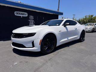 2020 Chevrolet Camaro LT1 RWD photo