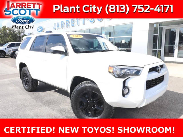 2019 Toyota 4Runner SR5 RWD photo