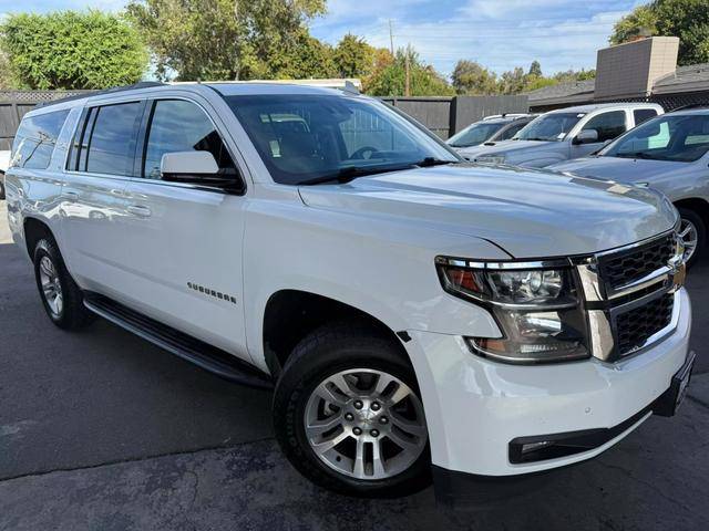 2018 Chevrolet Suburban LT 4WD photo