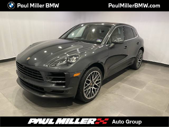 2020 Porsche Macan S AWD photo