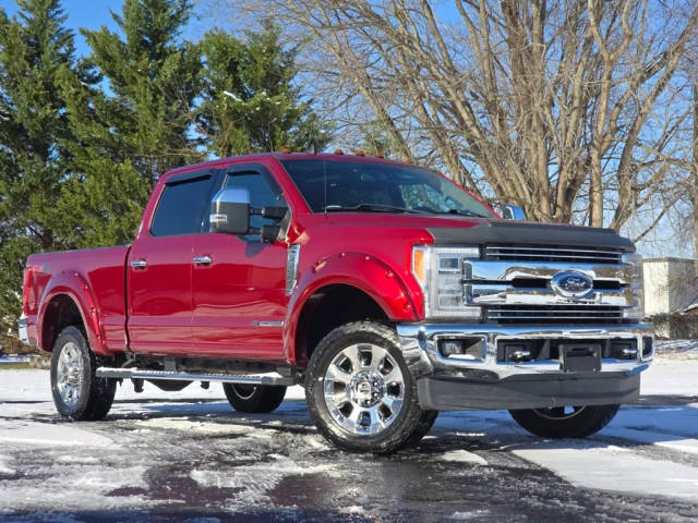 2019 Ford F-350 Super Duty LARIAT 4WD photo