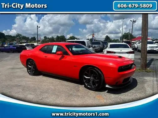 2019 Dodge Challenger R/T RWD photo