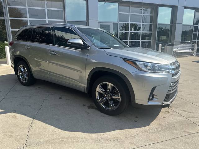 2019 Toyota Highlander Limited Platinum AWD photo