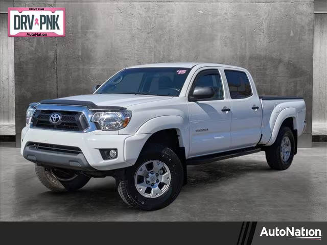 2015 Toyota Tacoma  4WD photo