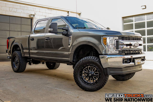 2019 Ford F-250 Super Duty XL 4WD photo