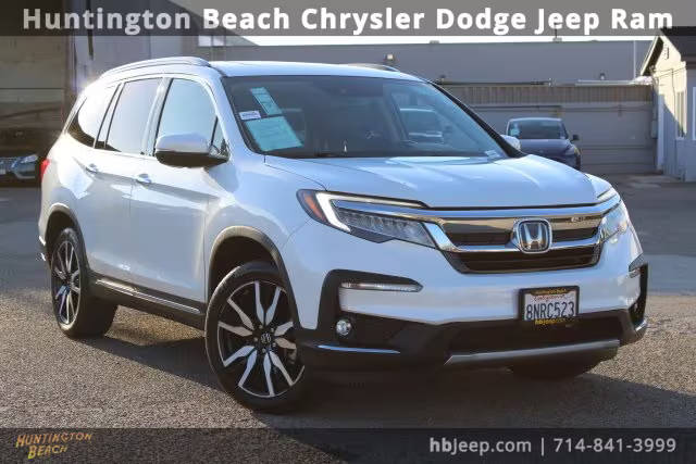 2020 Honda Pilot Touring 8-Passenger FWD photo