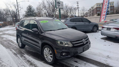 2016 Volkswagen Tiguan SE AWD photo
