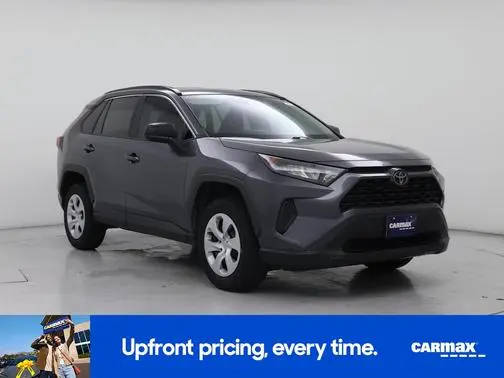 2019 Toyota RAV4 LE FWD photo