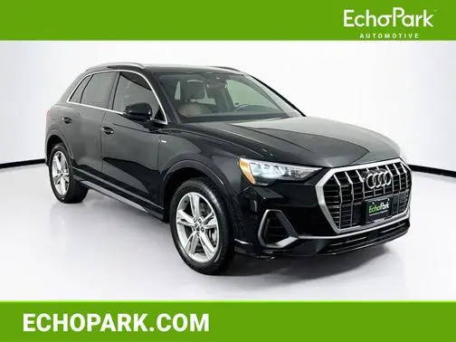 2019 Audi Q3 S line Premium AWD photo