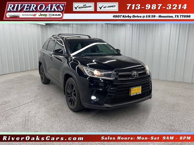 2019 Toyota Highlander SE FWD photo