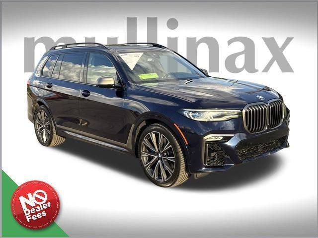 2020 BMW X7 M50i AWD photo