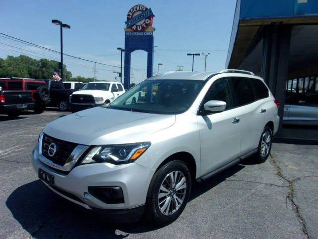 2019 Nissan Pathfinder SV 4WD photo
