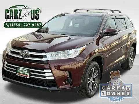 2019 Toyota Highlander LE AWD photo